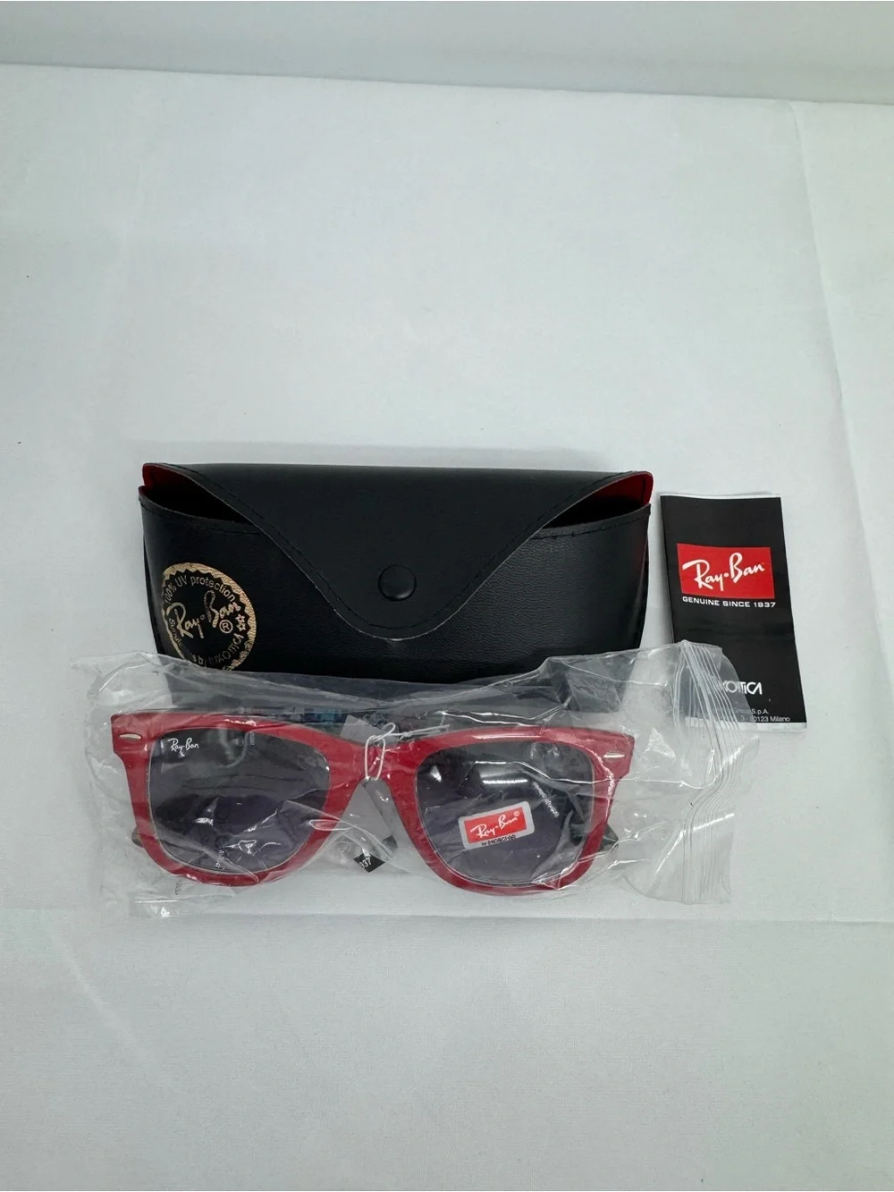 New Ray-Ban Sunglasses Red Inside Floral RB2140
